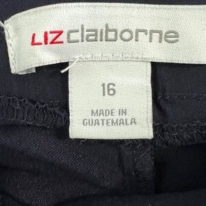 Liz Claiborne Classic blue  cropped pant